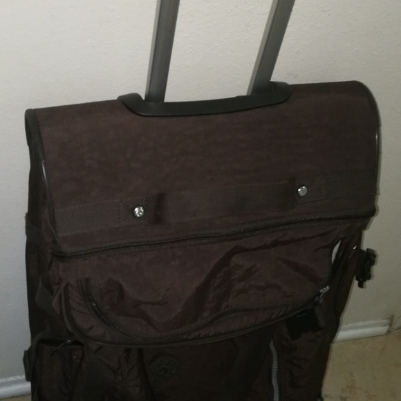 kipling large wheeled duffle bag